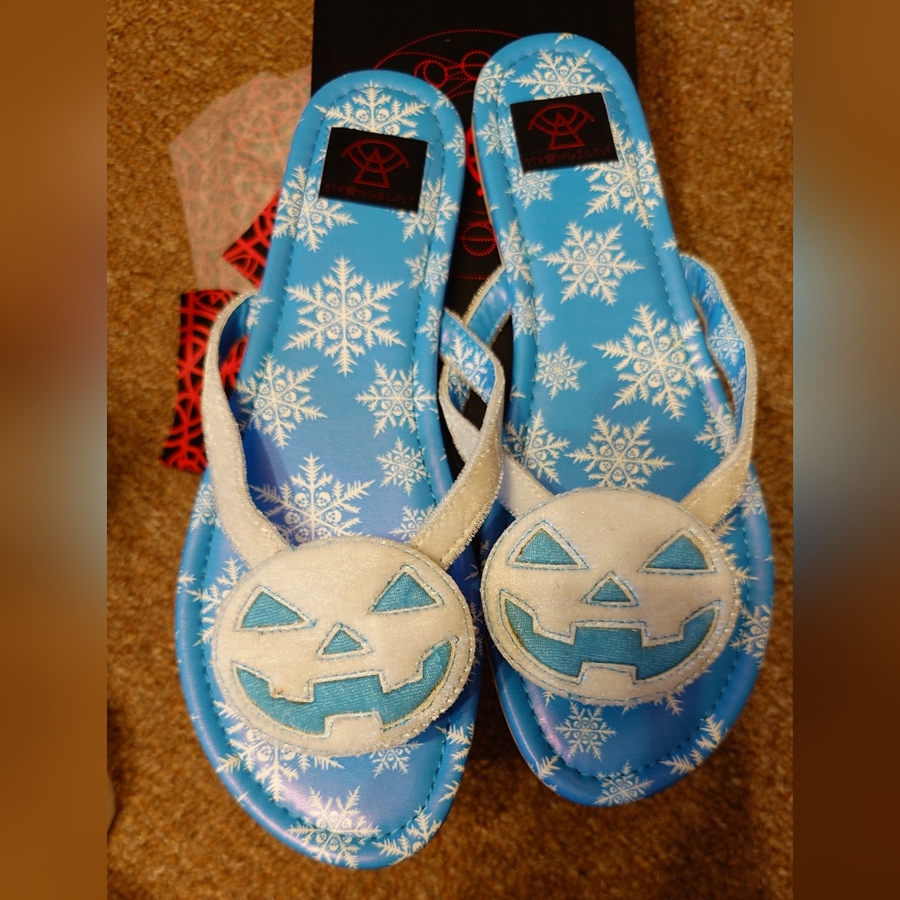 Strange Cvlt pumpkin christmas sandals